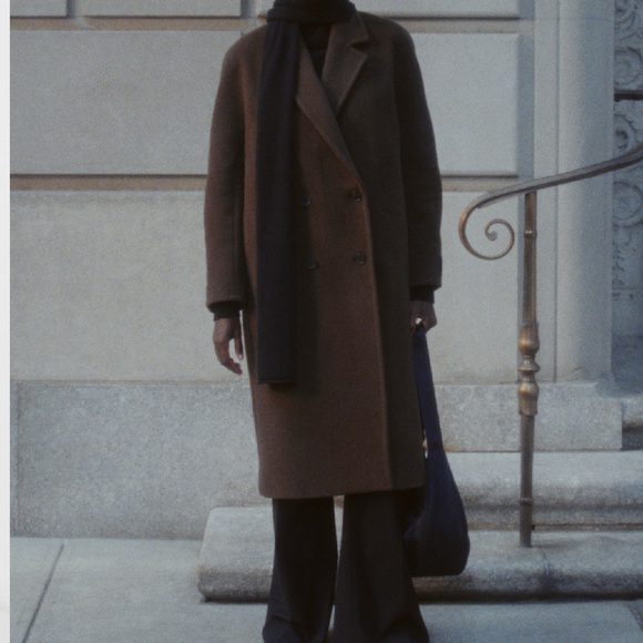 Aritzia Slouch Coat ReCamel Wool ๐ค - Picture 7 of 16